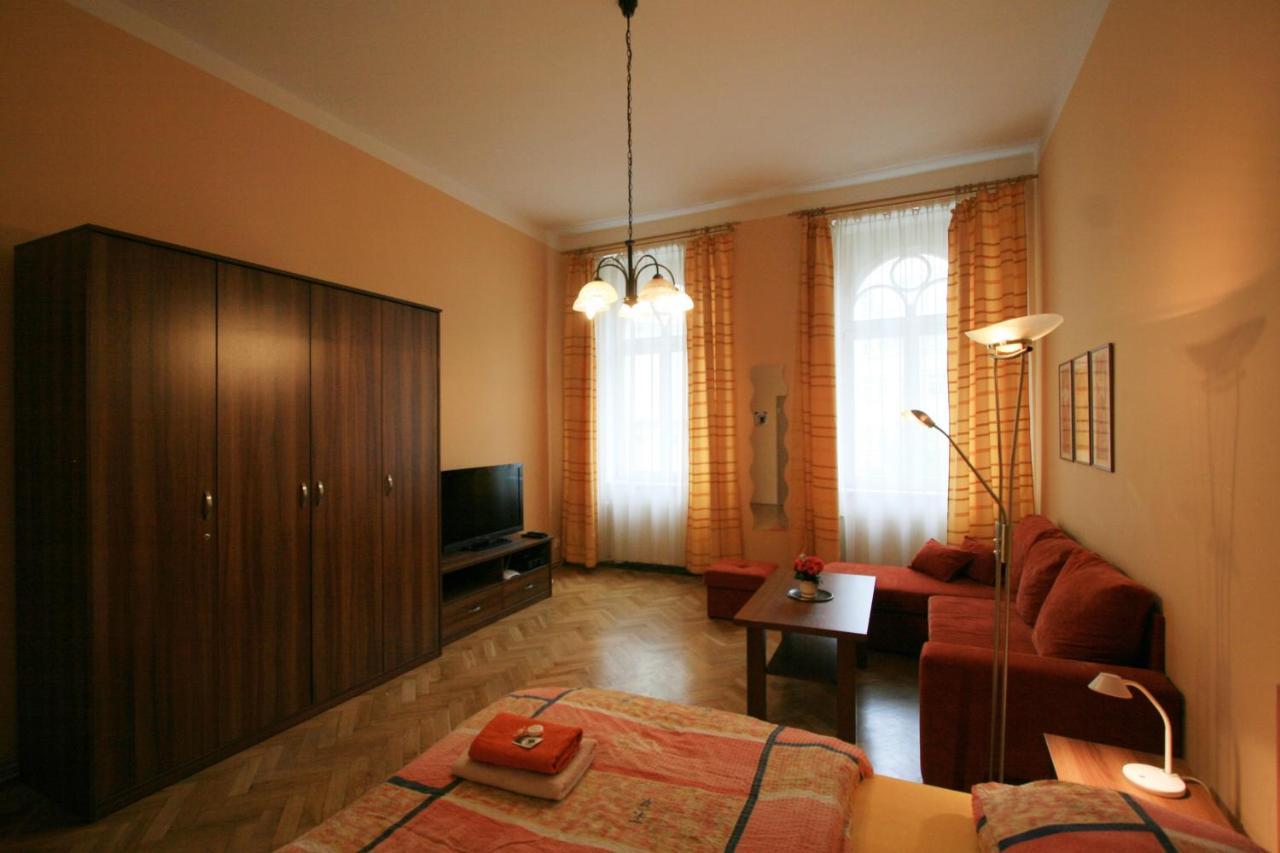 Apartment No. 19 Jaltska 3 Карловы Вары Экстерьер фото